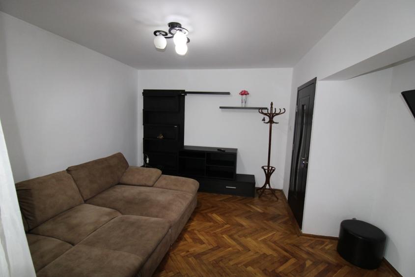 Apartament cu 2 camere decomandat în Ultracentral