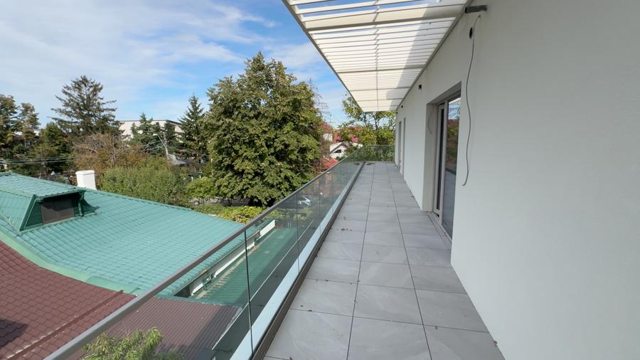 Penthouse, Damaroaia - 2