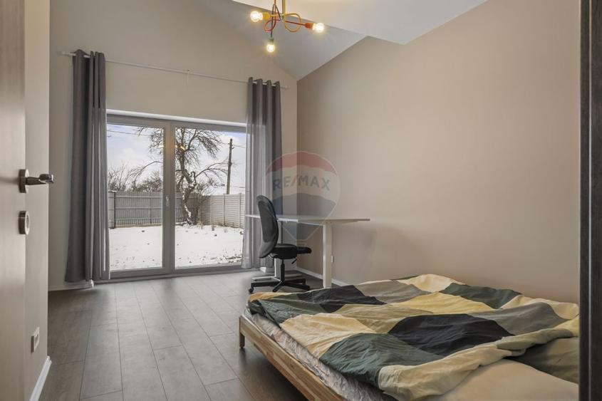 Casă / Vilă cu 4 camere de vânzare - 9