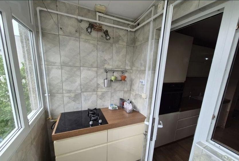 Inchiriez apartament cu 3 camere. - 1
