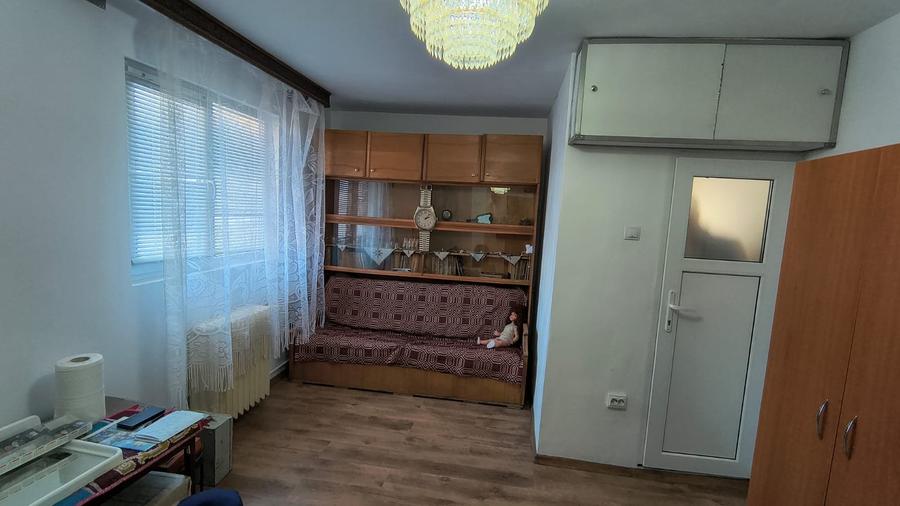 Garsoniera 15 mp de vanzare 1 Mai Ion Mihalache - 1