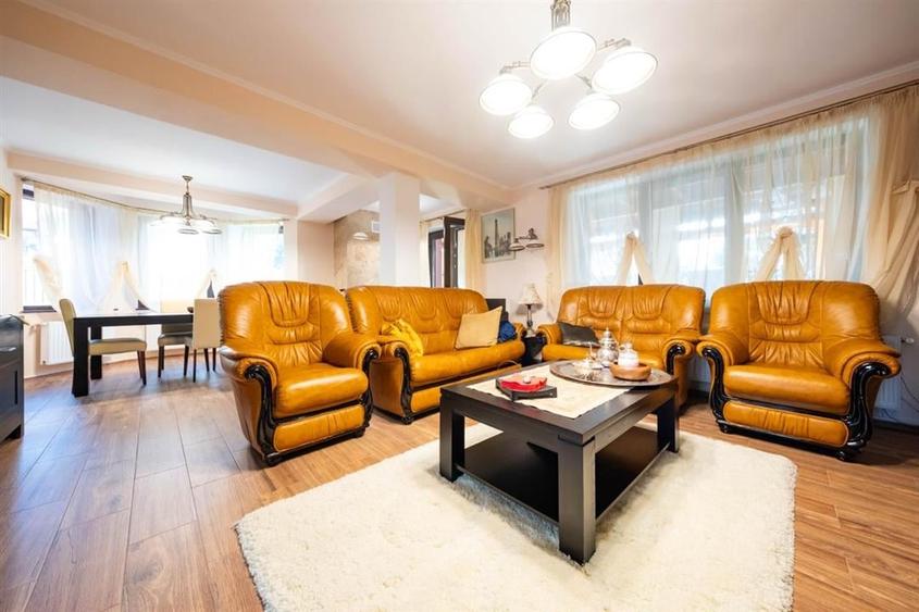 Casa Superba  in Brasov cu Priveliste pe Masura - 11