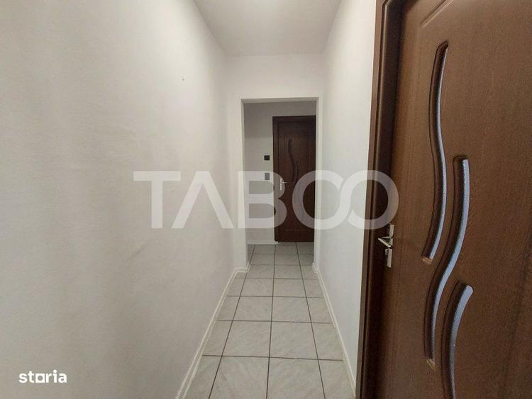EXCLUSIVITATE - COMISION 0! Apartament 3 camere balcon si pivnita - 8