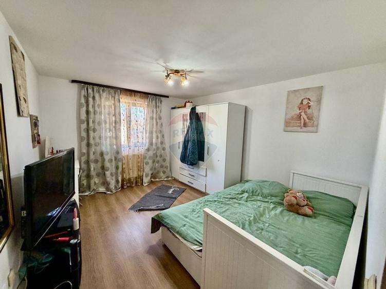 Casă / Vilă cu 4 camere de vânzare - 14