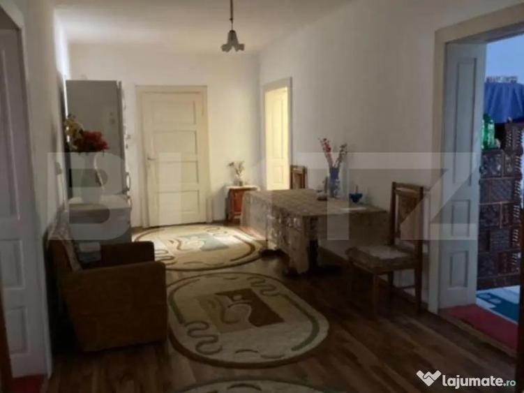 Casa de vanzare, cu 6 camere, 218,44 mp, zona Tasnad - 7