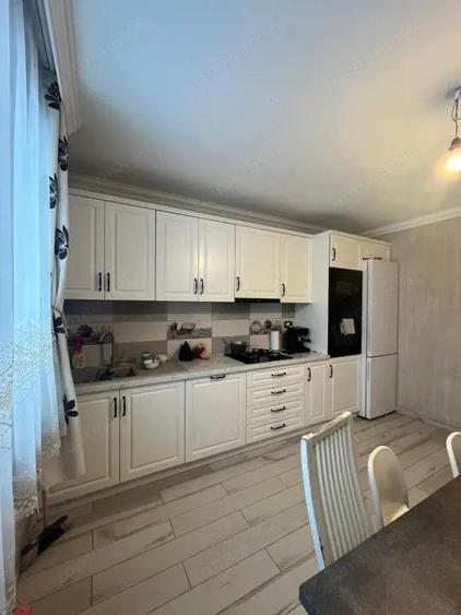 Casa individuala, 184 mp utili, teren 530 mp, Radauti - 7