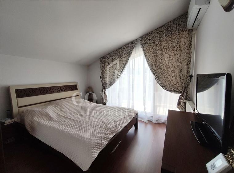 Duplex cu 4 camere cu Canalizare în Bună Ziua