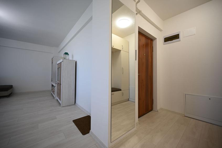 Apartament cu 2 camere decomandat, mobilat în Aradului