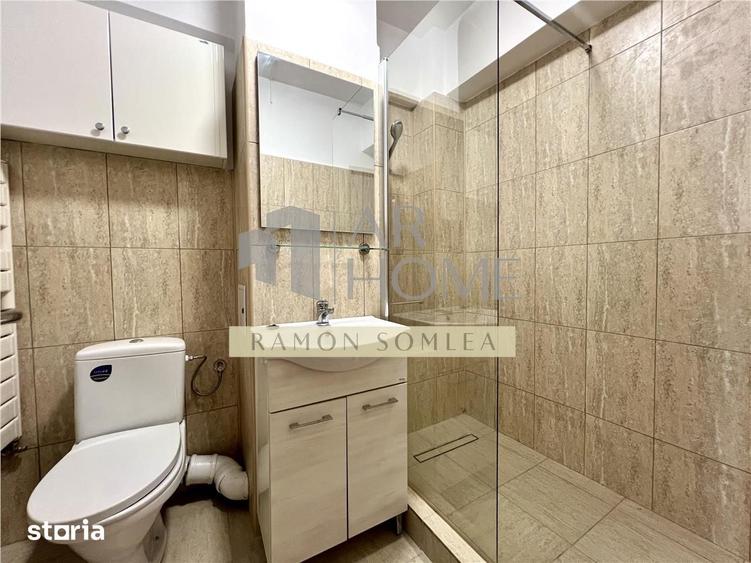 Apartament cu 3 camere decomandat în Ultracentral