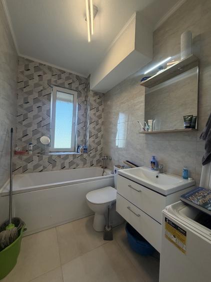 Apartament cu 2 camere decomandat, mobilat în Giroc