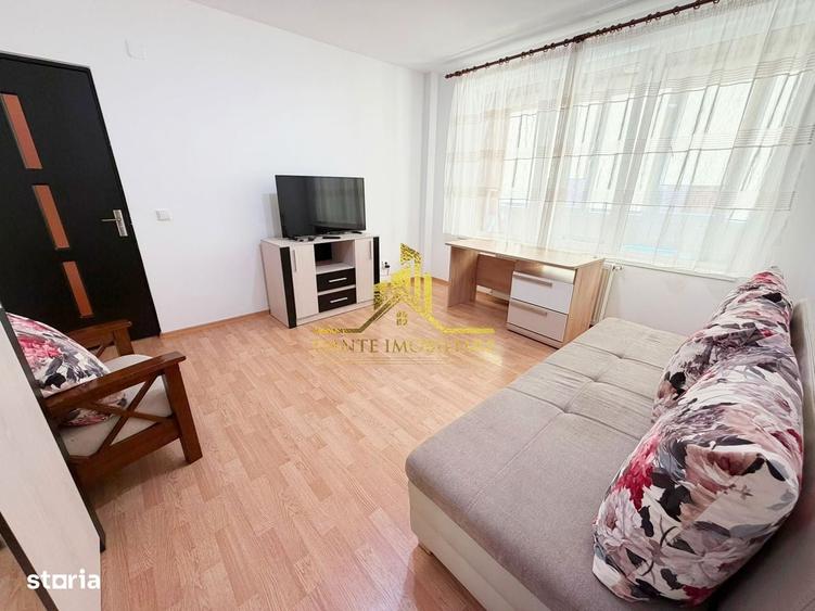 Garsonieră decomandată în Borhanci