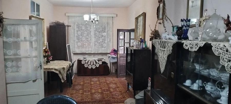Casă cu 4 camere cu Teren 1507 Mp în Dudeștii Vechi