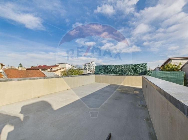 Casă individuală cu 3 camere cu Teren 153 Mp în Rahova