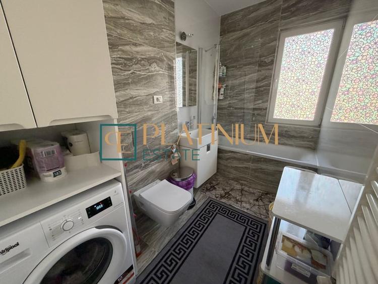 Apartament cu 3 camere semidecomandat, mobilat în Dumbrăvița