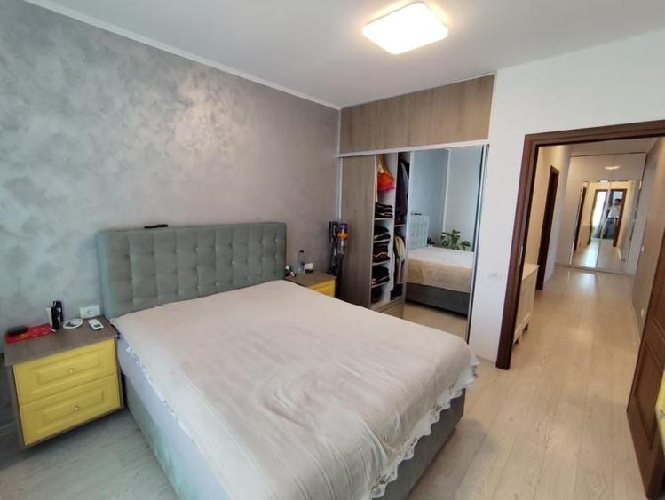 Apartament cu 3 camere decomandat, mobilat în Albert