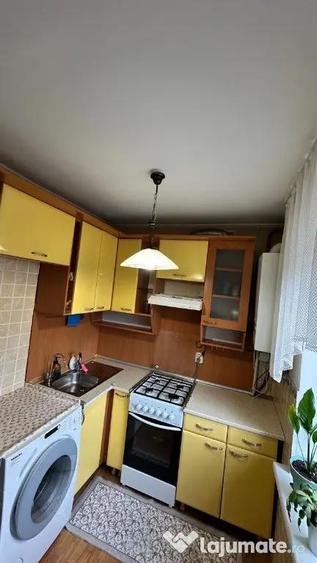 Apartament cu 2 camere decomandat în Sălăjan