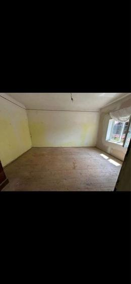 Casă cu 3 camere în Chiuzbaia