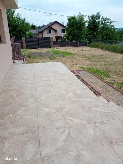 Casă cu 4 camere cu Teren 750 Mp în Exterior Vest