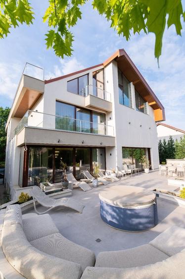 Vila eleganta cu 5 dormitoare - Pipera - 1