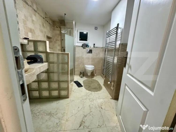 Spa?iu com si rezidential potrivit pentru regim hotelier,Bl - 1