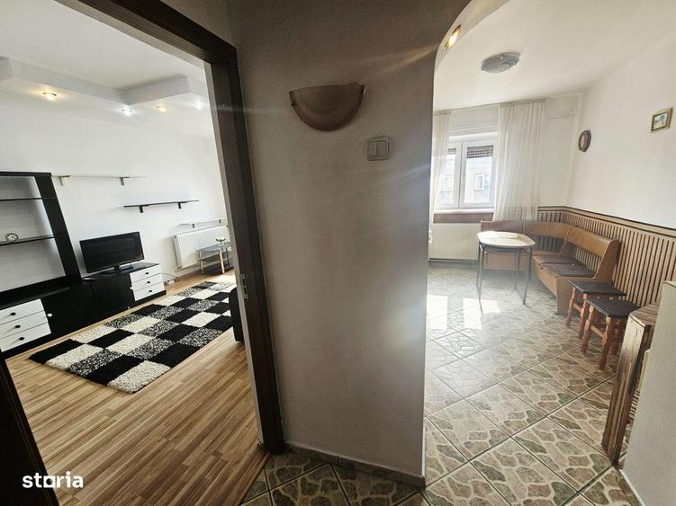 Apartament 2 camere decomandat, mobilat ?i utilat Bld.Bucuresti - 19