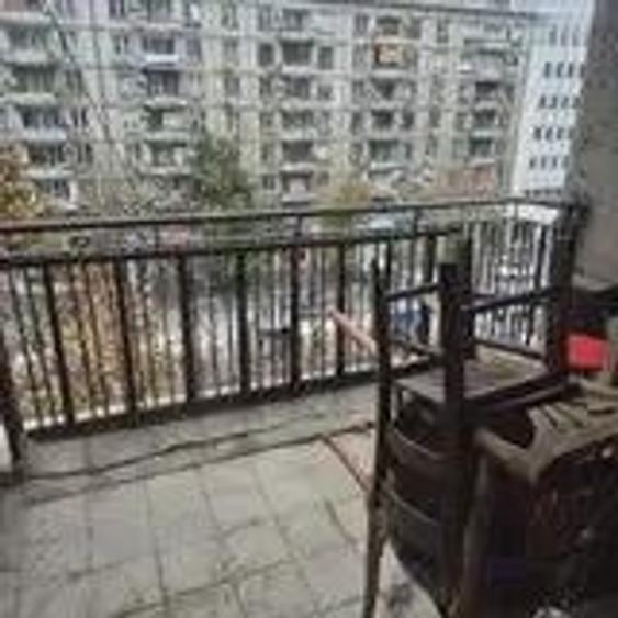 Piata Romana, B-dul Magheru - 5