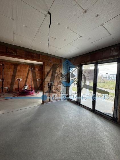 Casa in proces de finisaj de vânzare in Sebeș - 4