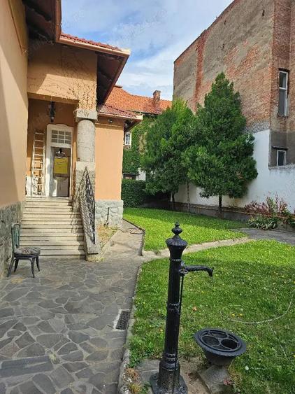 Dau in chirie casa P , Zona Armatei Romane ,lux , SC 200 mp, teren 500 , intrare auto - 22