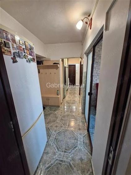 Apartament 3 camere Decomandat Bld. Alexandru Obregia