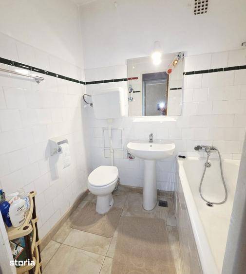 Apartament 3 camere+garaj- zona 1 Mai - 1