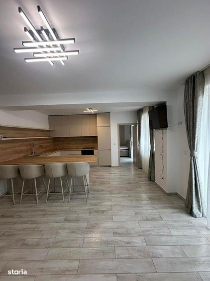 Chirie,Ap.3 camere,Centru - 2