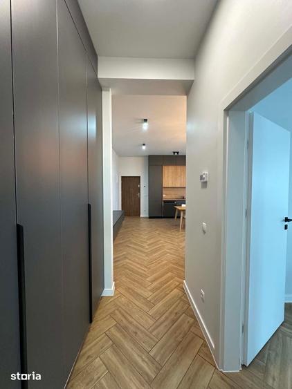 Apartament cu 2 camere semidecomandat în Botizului