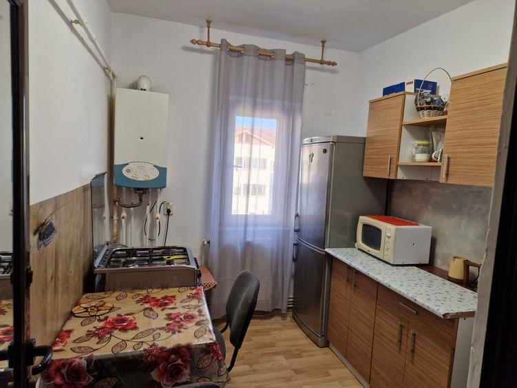 Garsoniera pentru inchiriat - 6