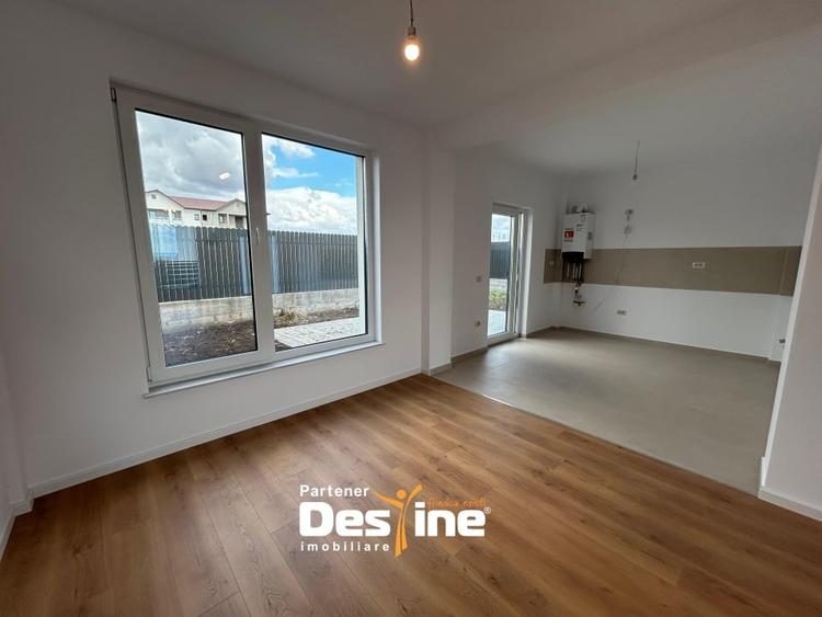 Casa tip DUPLEX - Loc de parcare si terasa  Toate utilitatile - Drum asfaltat - 7