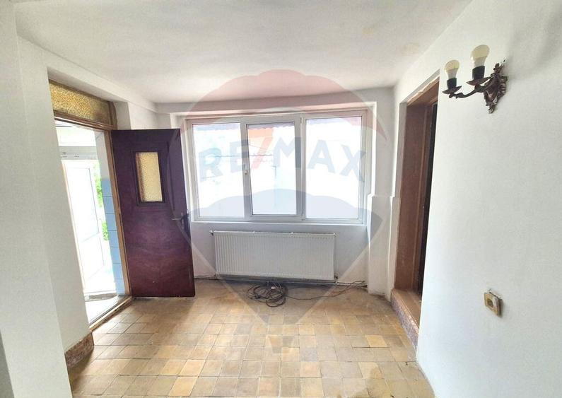 Casa de vanzare pretabila locuinta sau afacere | 13 Septe... - 8