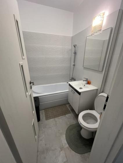 Inchirierz Garsoniera  Militari Residence strada Rezervelor - 7