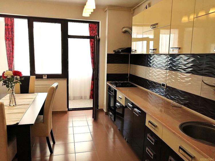 3 Camere bloc nou Coresi - 12