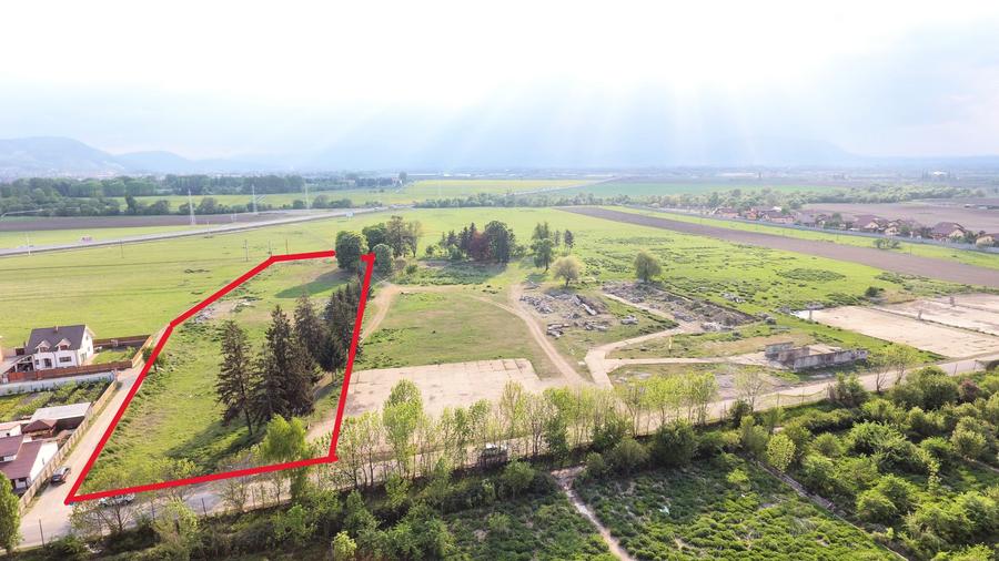 De vanzare parcele de teren  in localitatea Sanpetru , str. Drumul cu Plopi nr. - 1