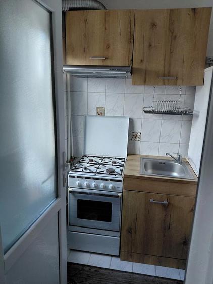 Garsoniera de inchiriat - 3