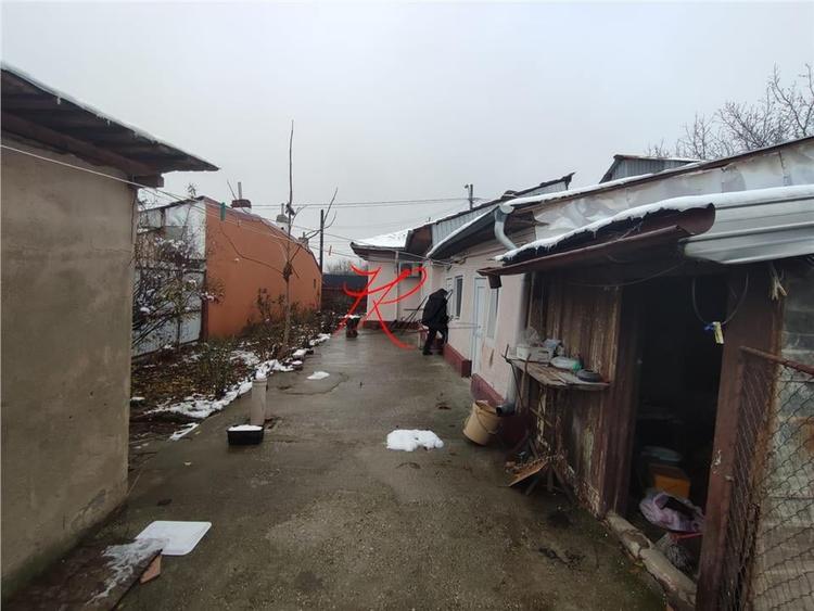 Colentina, vanzare casa batraneasca si teren - 2