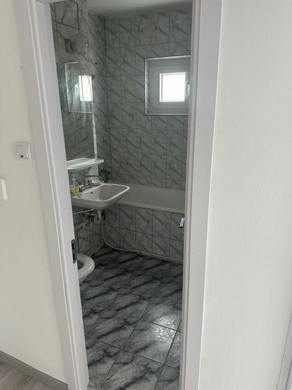 Apartament 2 camere de vanzare - 1
