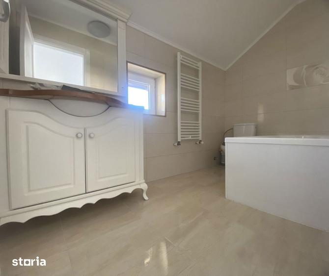 Liniste si confort! Vanzare casa la cheie, luminoasa in Priseaca! - 12