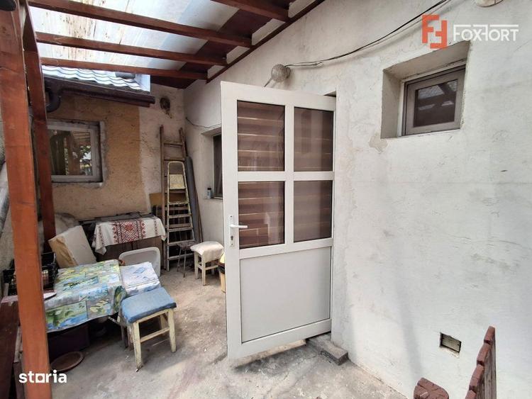 Apartament cu 2 camere de vanzare in Timisoara la curte comuna, zona E - 9