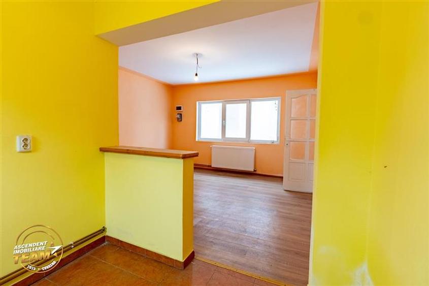 Accesibilitate si farmecul unei case cu garaj, locatie de referinta, Central, Ta - 9