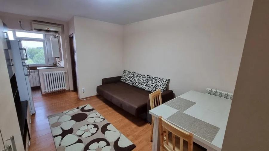 Garsoniera, zona Mircea Cel Batran - 1