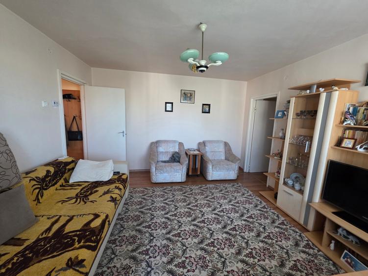 Vand apartament 3 camere Gojdu - 4