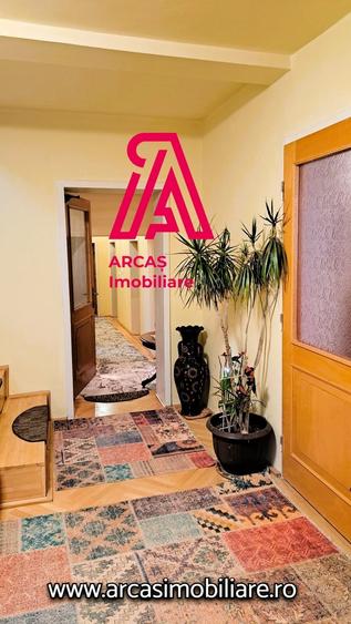 Vila de vanzare 260 mp-garaj-Str Negoi! - 2