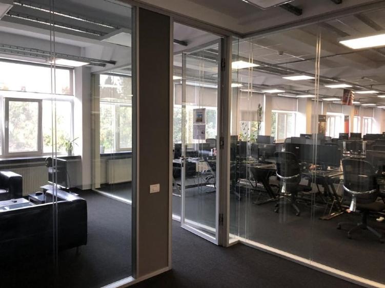 Birou, open space , metrou la 50 m, langa hala Laminor - 13