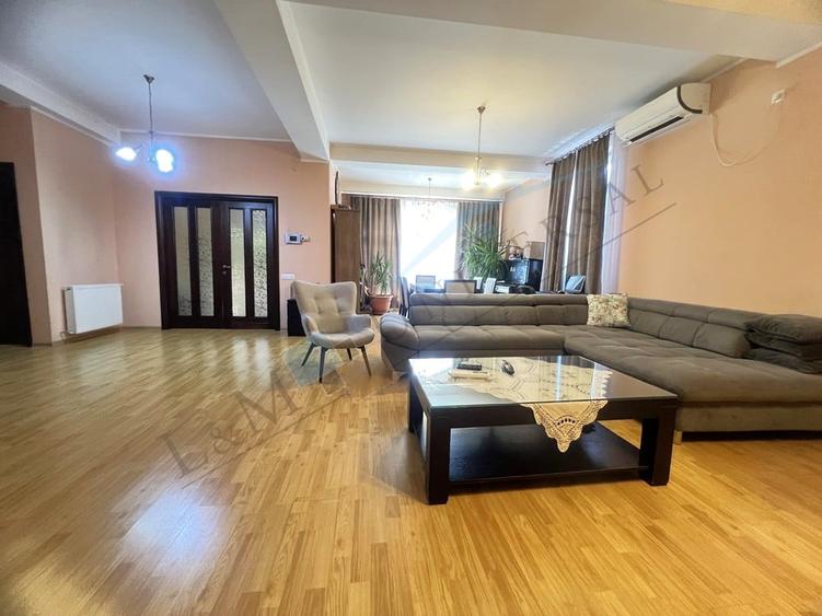 VOLUNTARI CENTRU- BCR, Vila Stil Brancovenesc, SPATIOASA, SOLIDA,Teren 400MP - 18