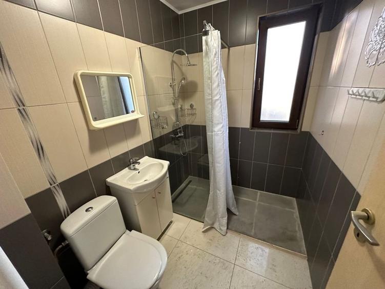 Casă / Vilă cu 4 camere de vanzare  în zona Aradului - 21